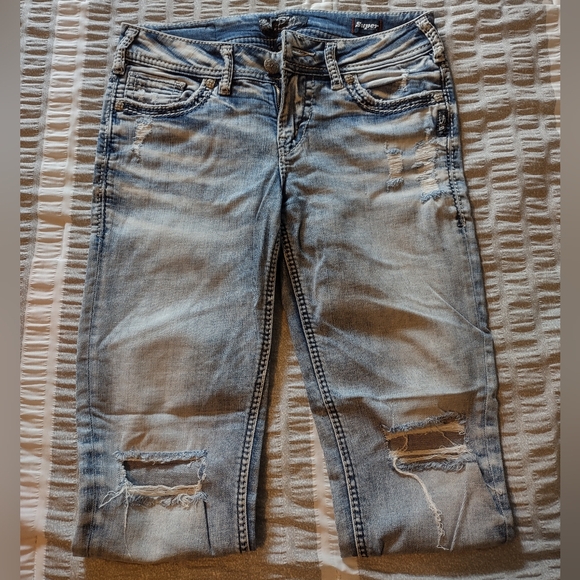 Silver Jeans - Picture 2 of 3